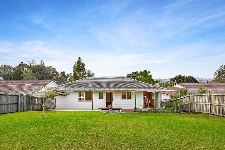 Photo of property in 54 Lemnos Place, Titirangi, Auckland, 0604