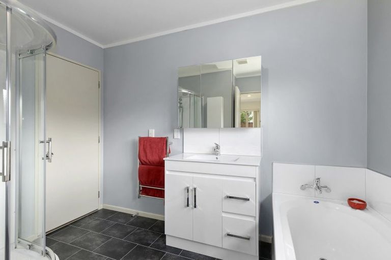 Photo of property in 8 Louis Street, Trentham, Upper Hutt, 5018