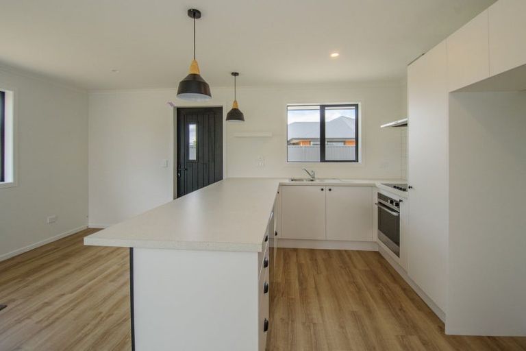 Photo of property in 34a&b Stratford Drive, Mount Pisa, Cromwell, 9383
