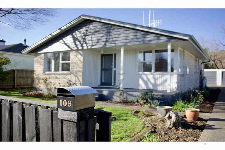 Photo of property in 109 Talbot Street, Geraldine, 7930