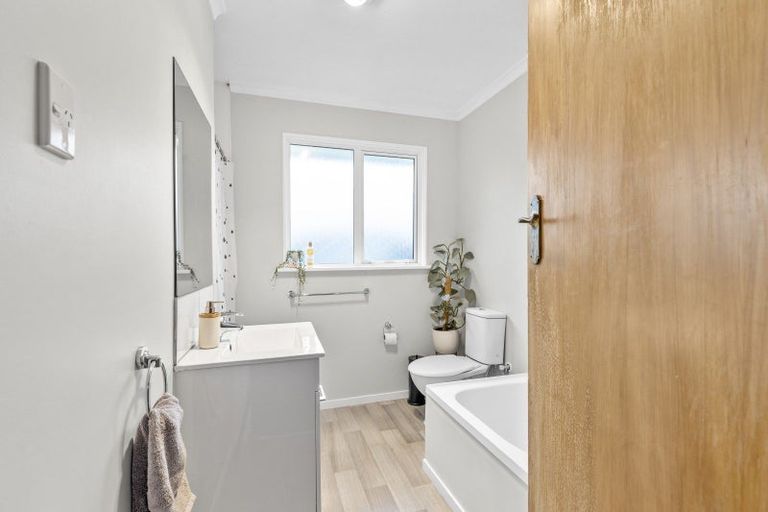 Photo of property in 24a Lethbridge Street, Feilding, 4702