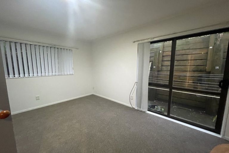 Photo of property in 1/72 Derwent Street, Island Bay, Wellington, 6023