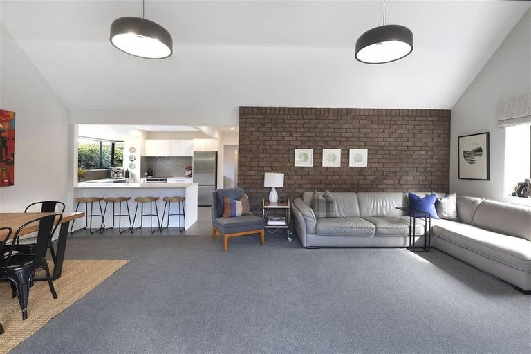 Photo of property in 464 Avonhead Road, Avonhead, Christchurch, 8042