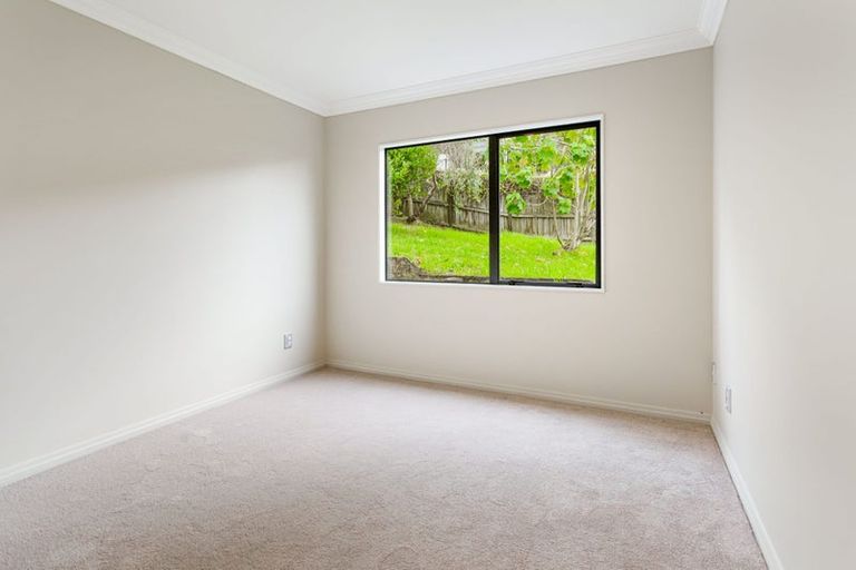 Photo of property in 1 San Angelo Court, Henderson, Auckland, 0612