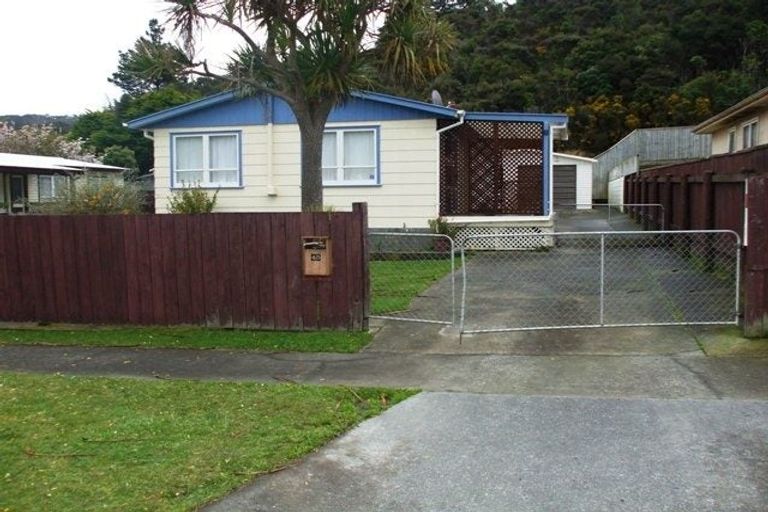 Photo of property in 45 Mohaka Street, Wainuiomata, Lower Hutt, 5014