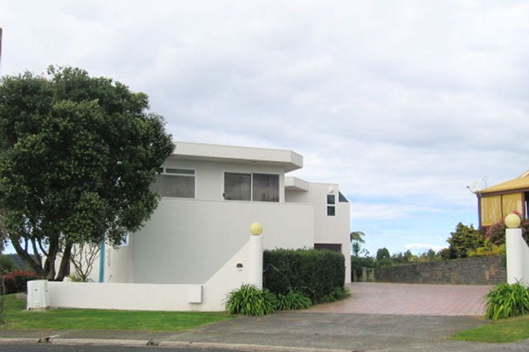 Photo of property in 109 Fernleigh Glade, Whangamata, 3620
