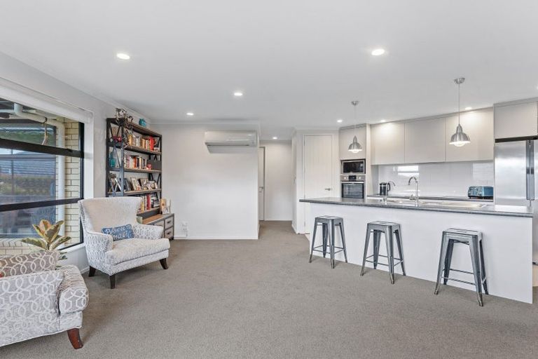 Photo of property in 17 Belvedere Place, Warkworth, 0910