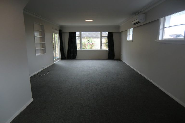 Photo of property in 70 Sawyers Arms Road, Northcote, Christchurch, 8052