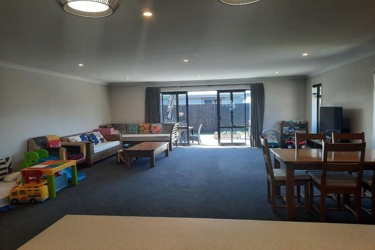 Photo of property in 43 Hayson Drive, Kaiapoi, 7630