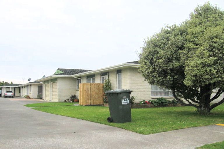 Photo of property in 1/6 Peddie Street, Taradale, Napier, 4112