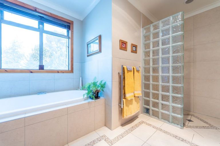 Photo of property in 17 Downs Road, Geraldine, 7930