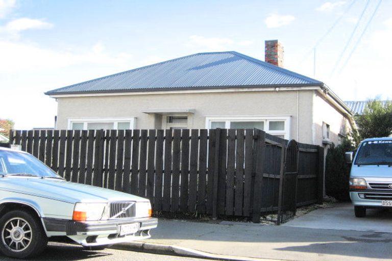 Photo of property in 7 Goldsmith Place, Waltham, Christchurch, 8023