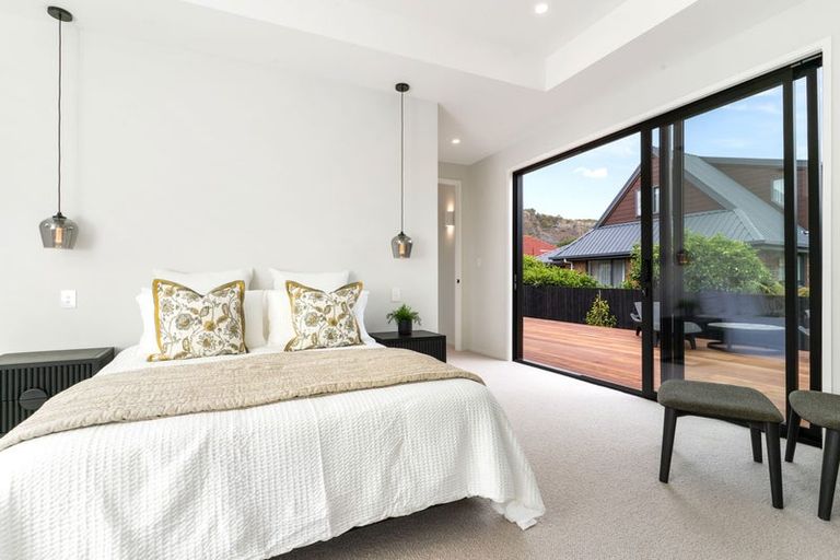 Photo of property in 59 Main Road, Redcliffs, Christchurch, 8081