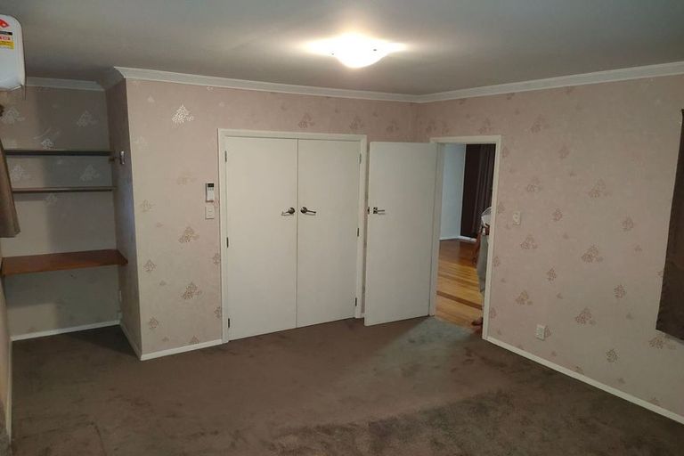 Photo of property in 36 Gibbons Street, Upper Hutt Central, Upper Hutt, 5018