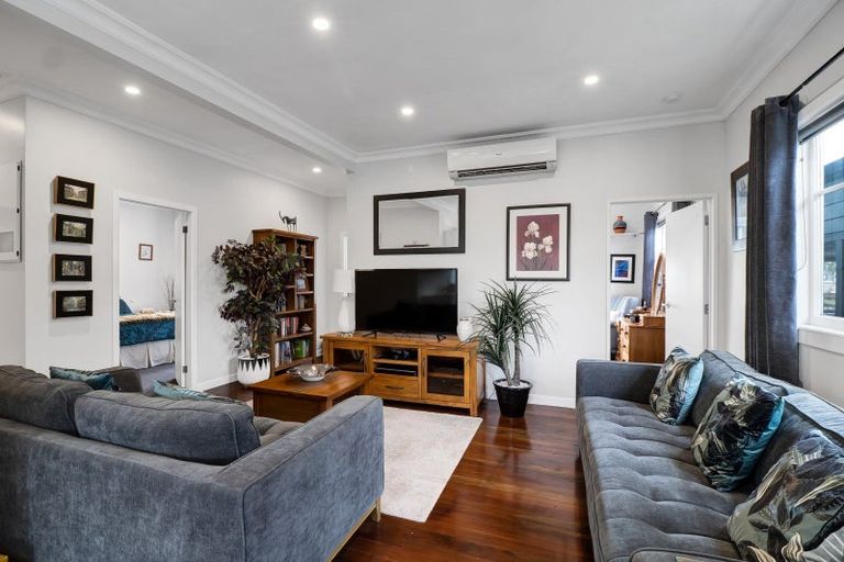 Photo of property in 43 Seyton Street, Stratford, 4332