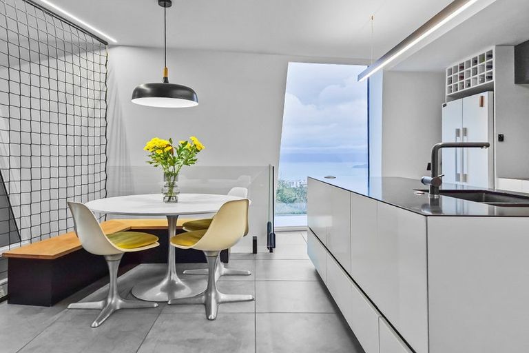 Photo of property in 64a Orangi Kaupapa Road, Northland, Wellington, 6012