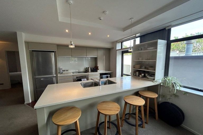 Photo of property in 8/48 Marine Parade, Mount Maunganui, 3116