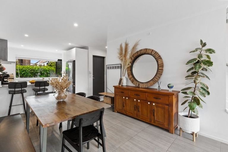 Photo of property in 12 Flounder Road, Hobsonville, Auckland, 0616