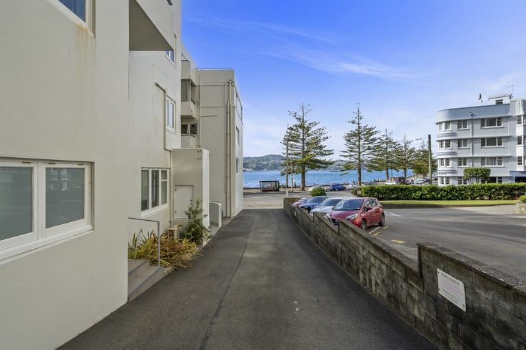 Photo of property in Rehutai Flats, 268u3 Oriental Parade, Oriental Bay, Wellington, 6011