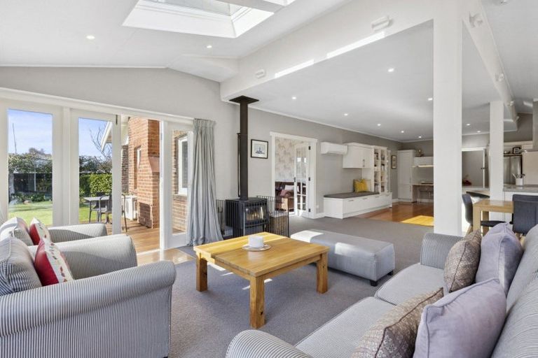 Photo of property in 370 Bay View Road, Saint Clair, Dunedin, 9012