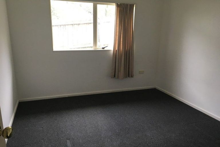 Photo of property in 8 Alice Place, Hillcrest, Auckland, 0627