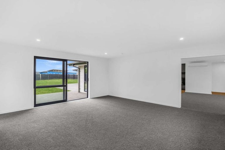 Photo of property in 1 Roach Lane, Amberley, 7481