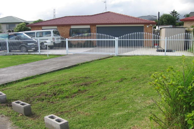 Photo of property in 111 Gadsby Road, Favona, Auckland, 2024