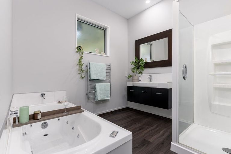 Photo of property in 6a Heritage Close, Rolleston, 7614