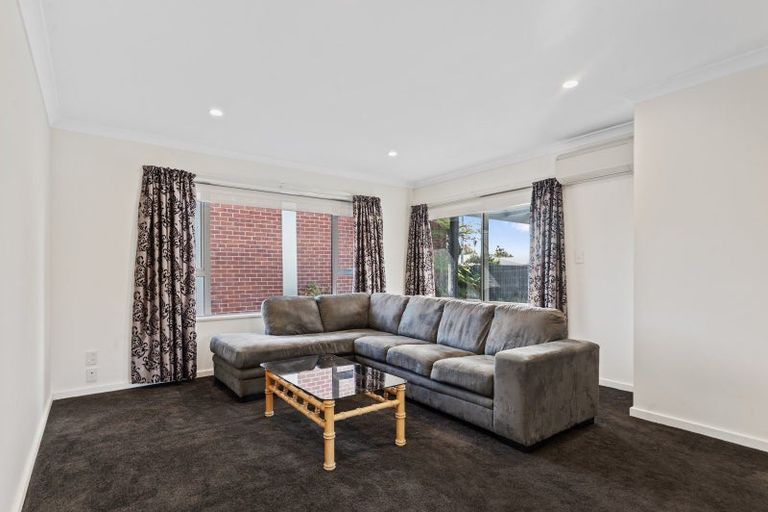 Photo of property in 87 Wairakei Road, Bryndwr, Christchurch, 8053