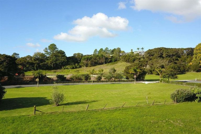 Photo of property in 9 River Palms Lane, Haruru, 0204