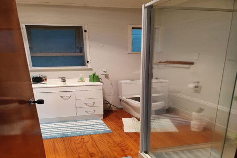 Photo of property in 22a Hilling Street, Titirangi, Auckland, 0604