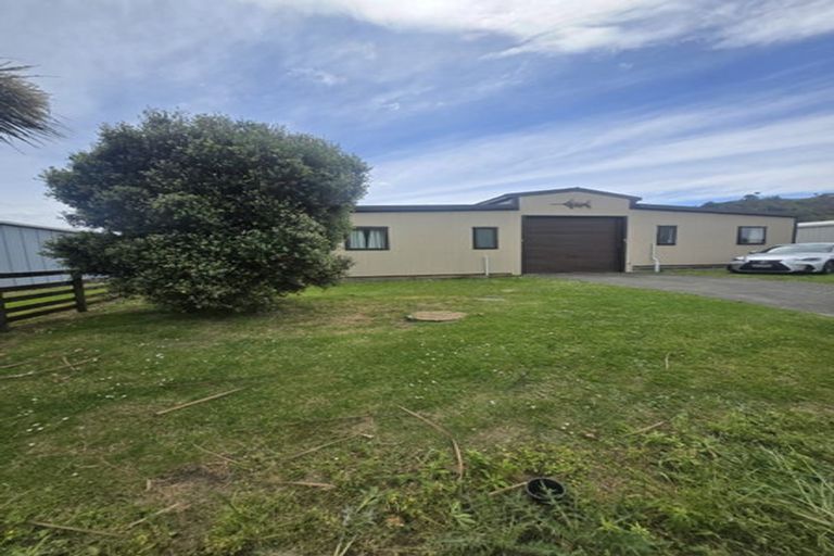 Photo of property in 13b Ratau Street, Mahia, 4198
