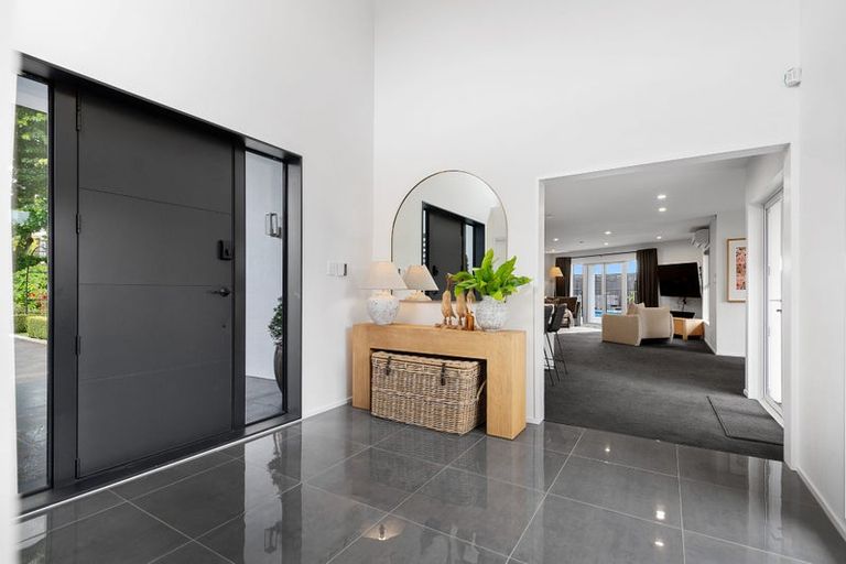 Photo of property in 52 Regent's Park Drive, Casebrook, Christchurch, 8051