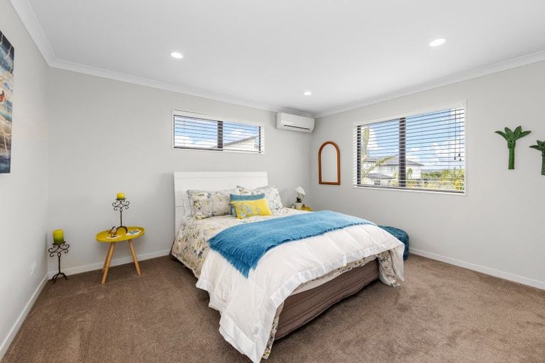 Photo of property in 60 Harvest Avenue, Orewa, 0931