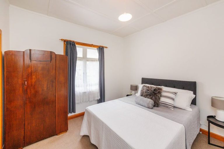 Photo of property in 69 Chelwood Street, Takaro, Palmerston North, 4412