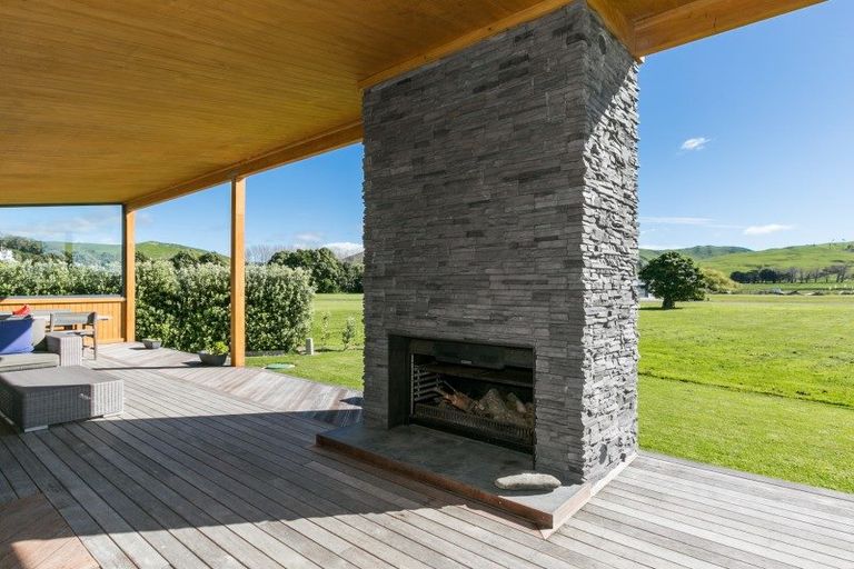 Photo of property in 43 Shoal Beach Road, Aramoana, Waipawa, 4271