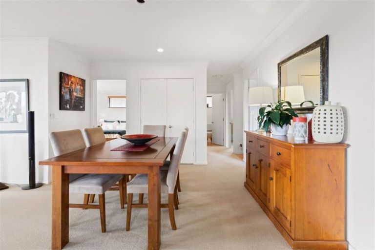 Photo of property in 24a Mcleod Road, Henderson, Auckland, 0612