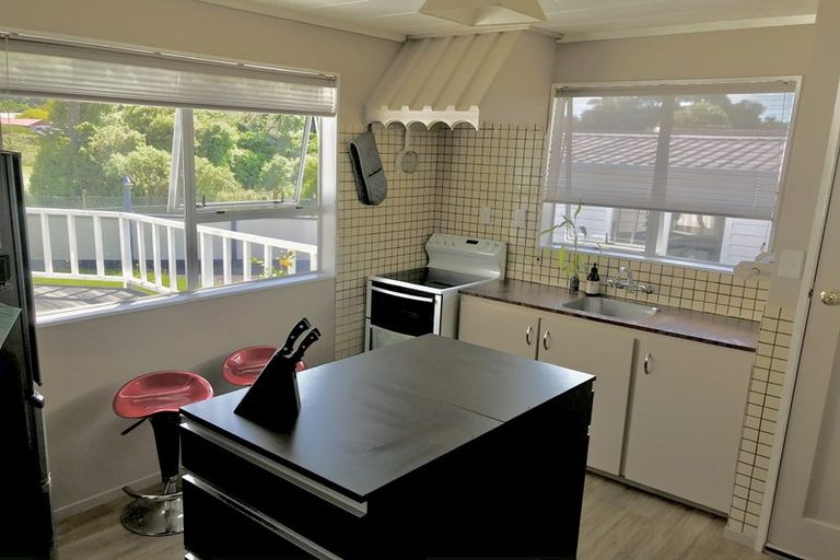 Photo of property in 71f2/ Gemstone Drive, Birchville, Upper Hutt, 5018