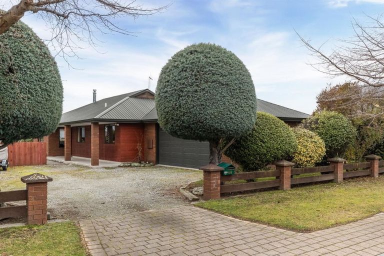 Photo of property in 46 Meadowstone Drive, Wanaka, 9305