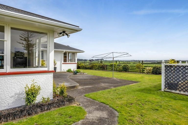 Photo of property in 414 South Road, Hawera, 4674