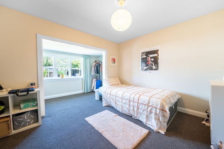 Photo of property in 252 Centaurus Road, Saint Martins, Christchurch, 8022