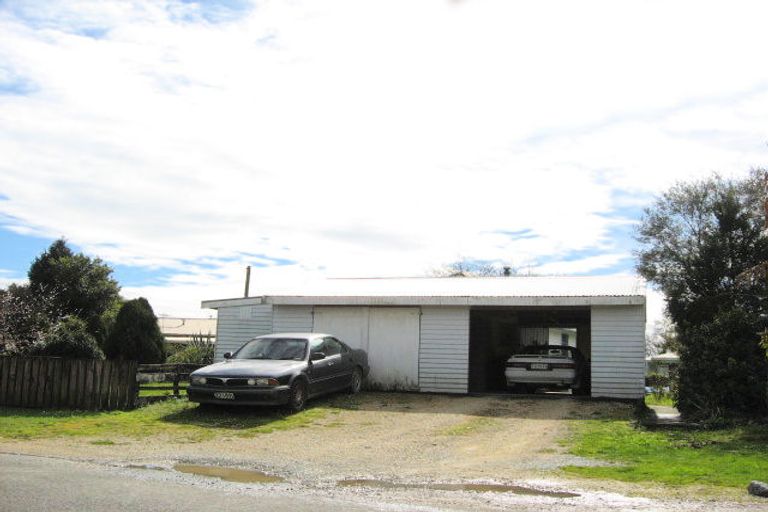 Photo of property in 9 Hiawatha Lane, Takaka, 7110