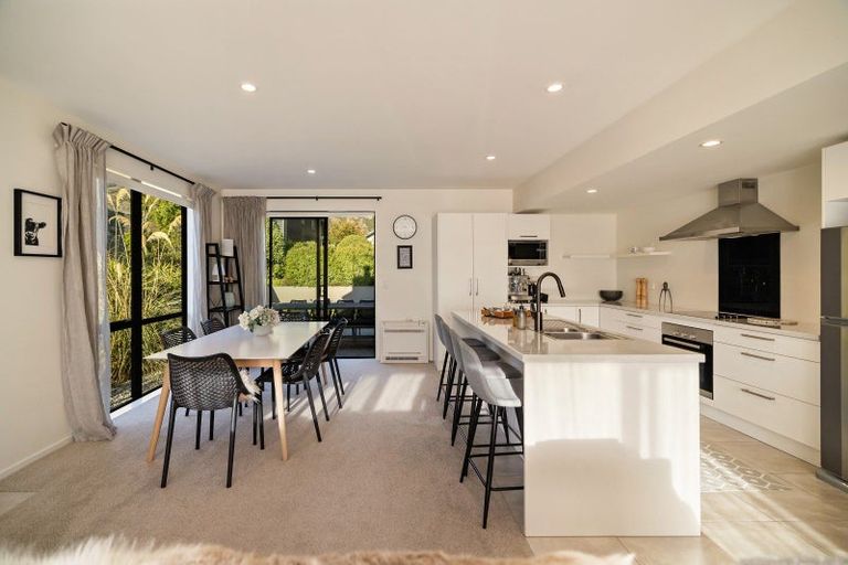 Photo of property in 13 Ellesmere Avenue, Jacks Point, Queenstown, 9371