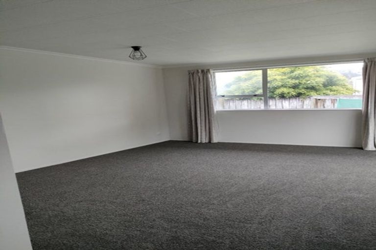 Photo of property in 82 Hine Street, New Plymouth, 4310