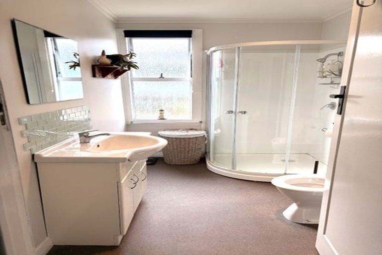 Photo of property in 12 Corbett Street, Hector, 7822