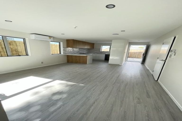 Photo of property in 74c Thompson Terrace, Manurewa, Auckland, 2102