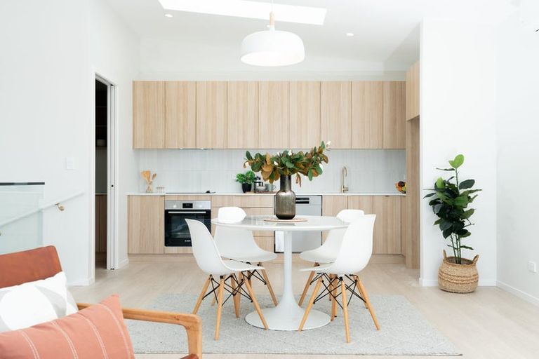 Photo of property in 109 Tiketike Way, Brooklyn, Wellington, 6021