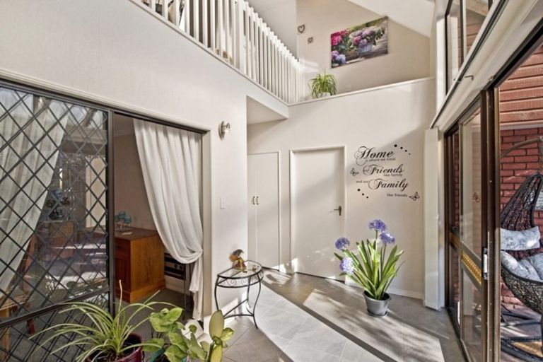 Photo of property in 11 Kedleston Drive, Avonhead, Christchurch, 8042