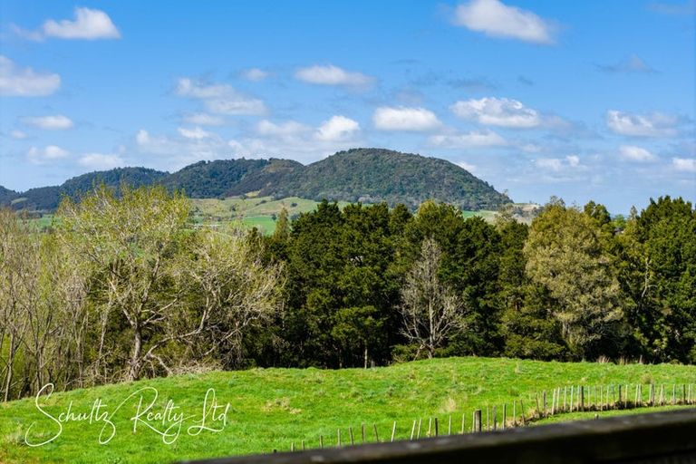 Photo of property in 32 Nikau Lane, Maungaturoto, 0520