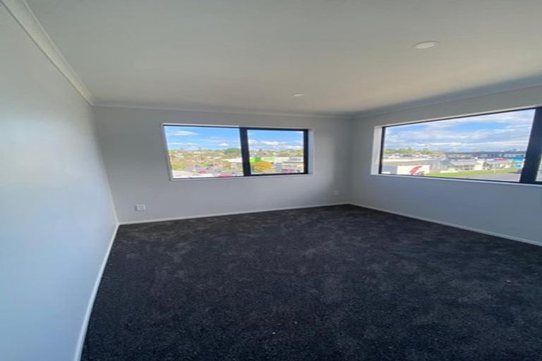 Photo of property in 80a Elliot Street, Howick, Auckland, 2014